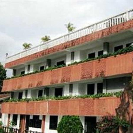 Danau Toba International Cottage Parapat Εξωτερικό φωτογραφία