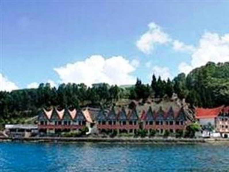 Danau Toba International Cottage Parapat Εξωτερικό φωτογραφία