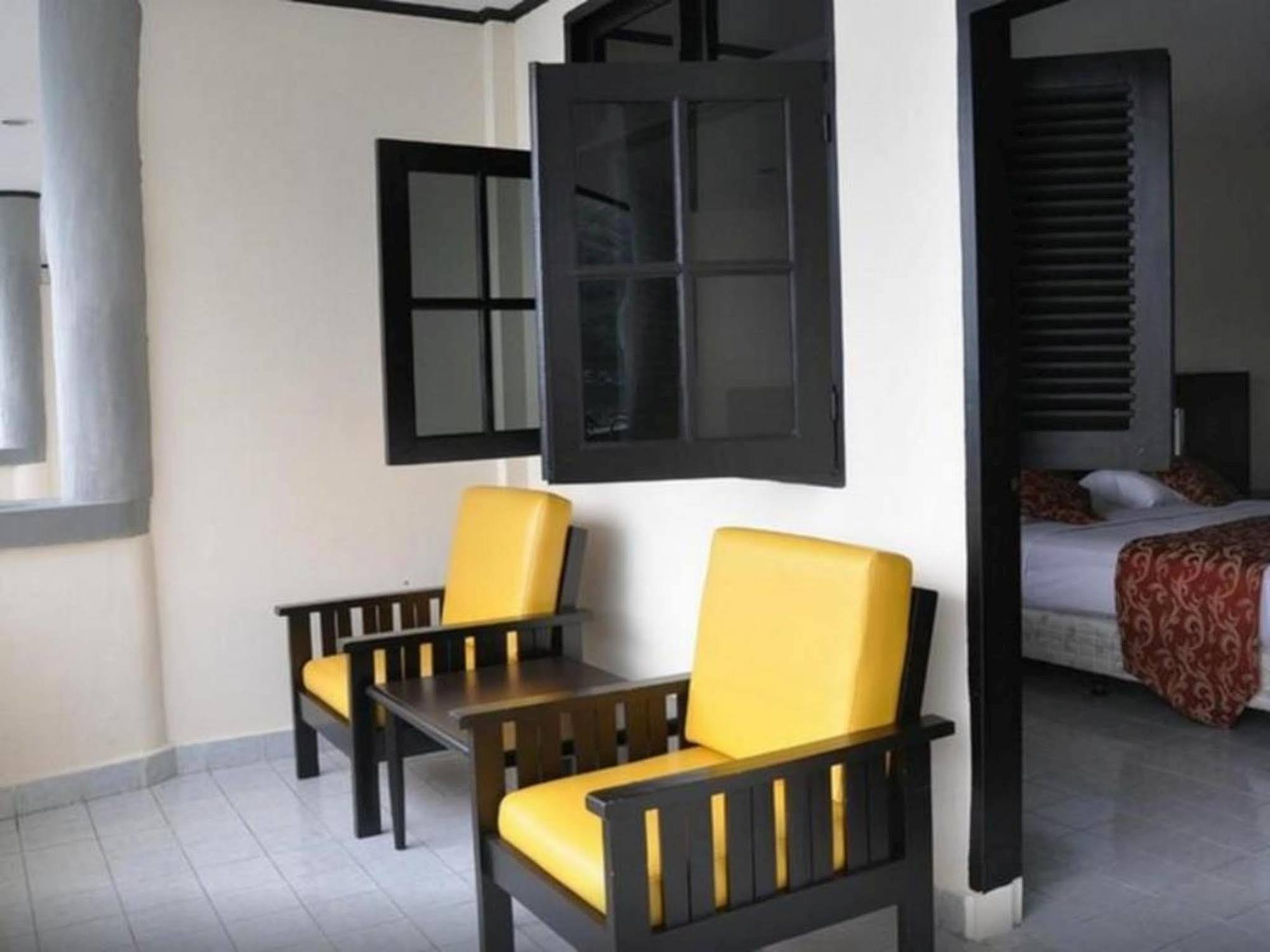 Danau Toba International Cottage Parapat Εξωτερικό φωτογραφία